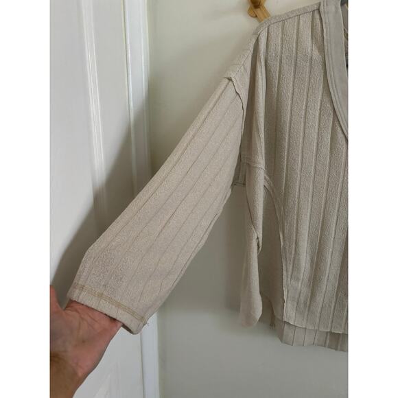 Urban Outfitters Sweater Women's Small Tan Out From Under Raleigh V Neck - Picture 6 of 10